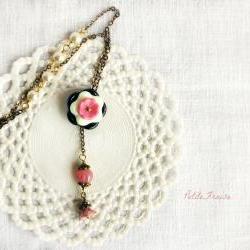 Black Romance, glass flowers necklace, winter fashion